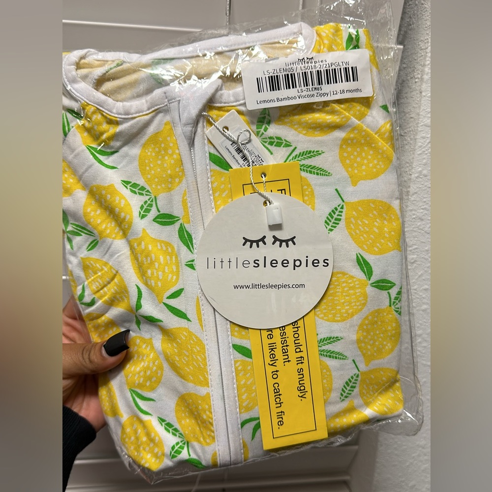 Little sleepies lemons 12-18 NIB